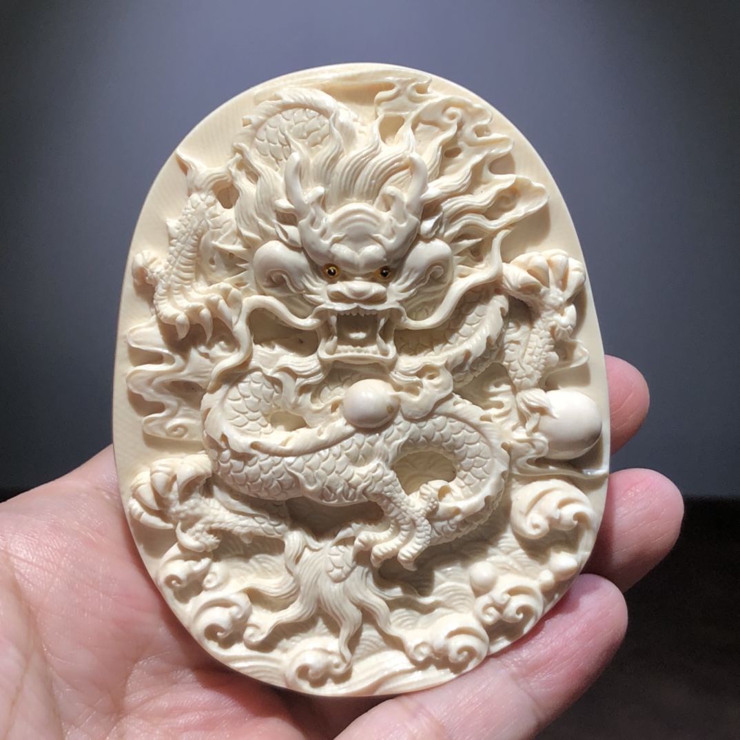 【騰空牌】精選猛犸滿紋冰料手工精雕，祥龍霸氣傳神，靈性十足！